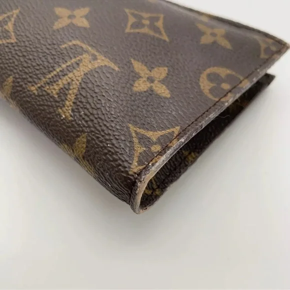 Authentic  Louis Vuitton Monogram Bucket Pouch PM W/Box - Picture 5 of 15